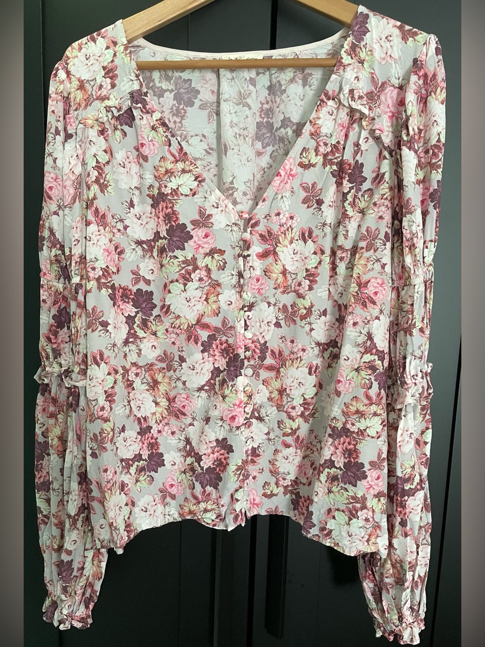 For Love & Lemons Beautiful Boho Eclipse Blouse in Country Floral - Picture 4 of 8